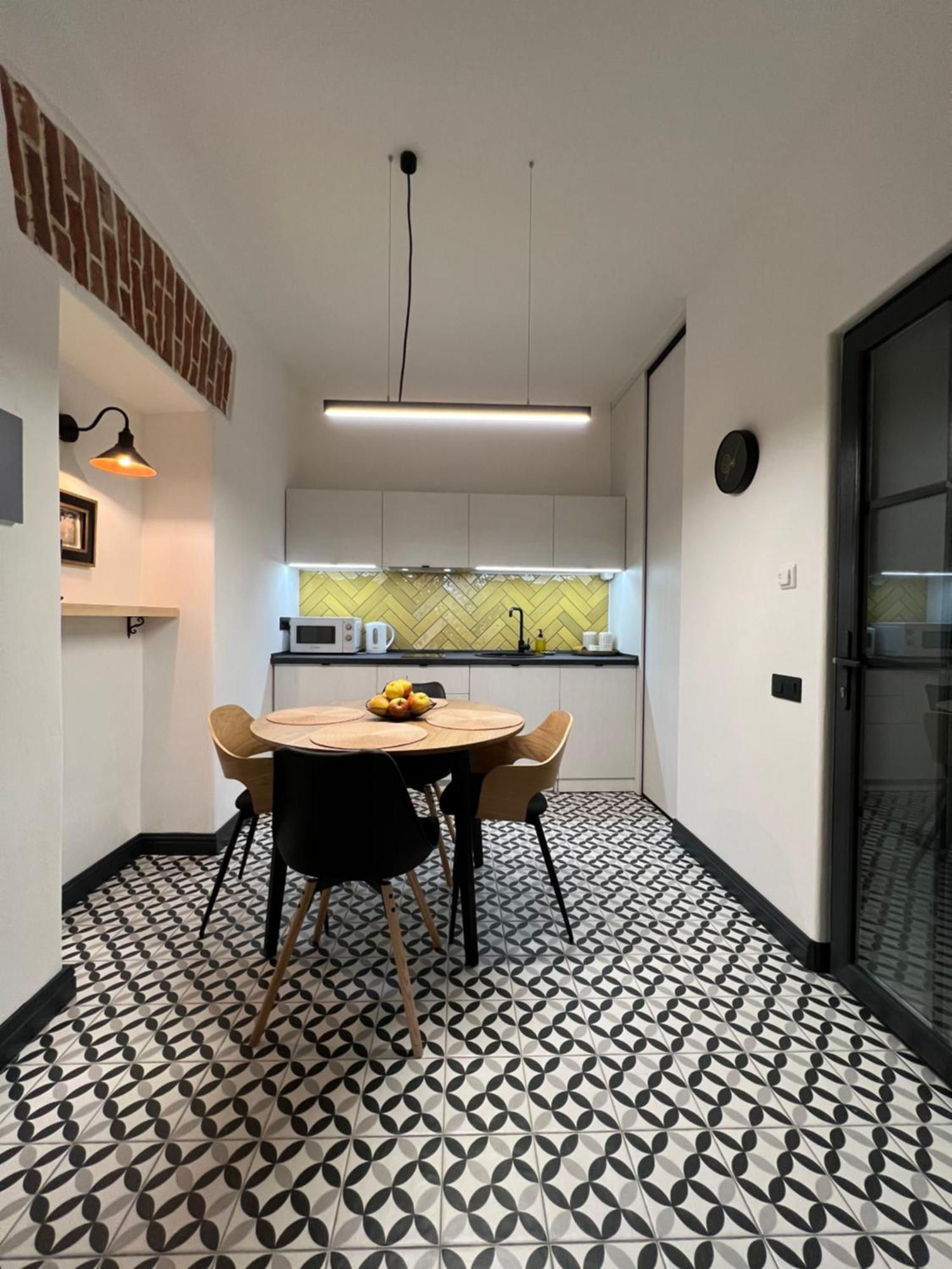 Art Apartment Glebova Lviv Kültér fotó