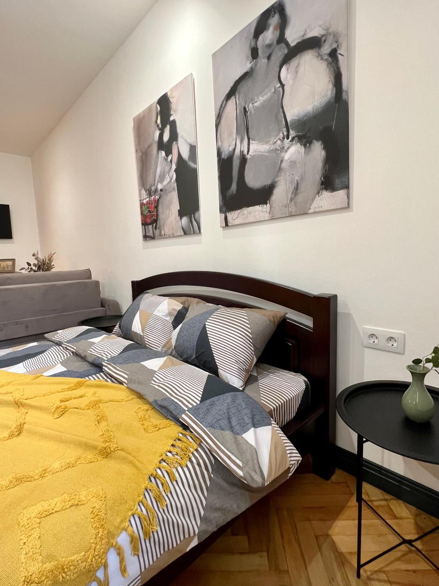 Art Apartment Glebova Lviv Kültér fotó