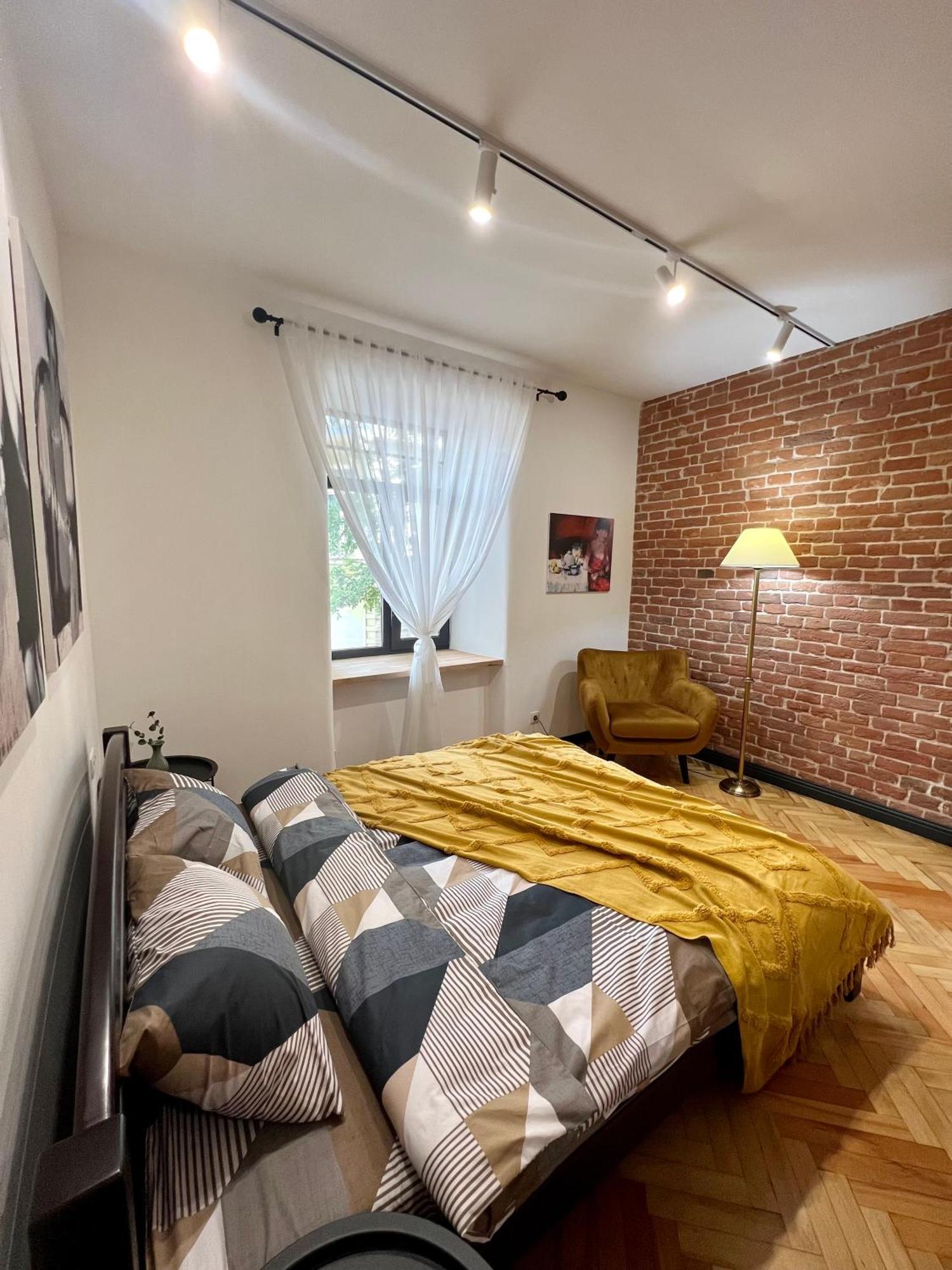 Art Apartment Glebova Lviv Kültér fotó